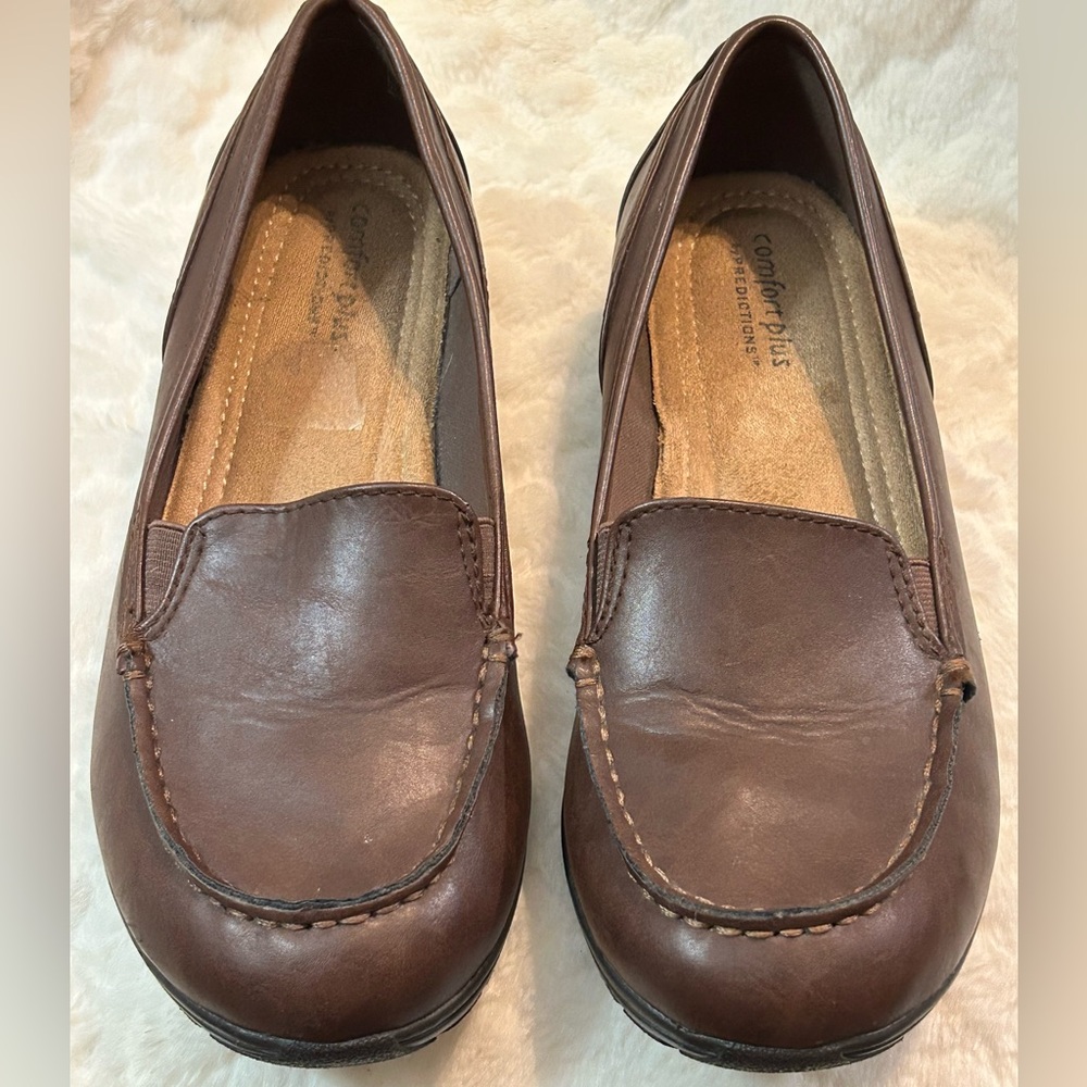 Women’s size 7.5 WIDE Comfort Plus by Predictions Dark Brown loafers - Picture 3 of 13